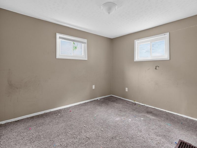1927 Gault Street , Columbus, OH 43205 Photo 16
