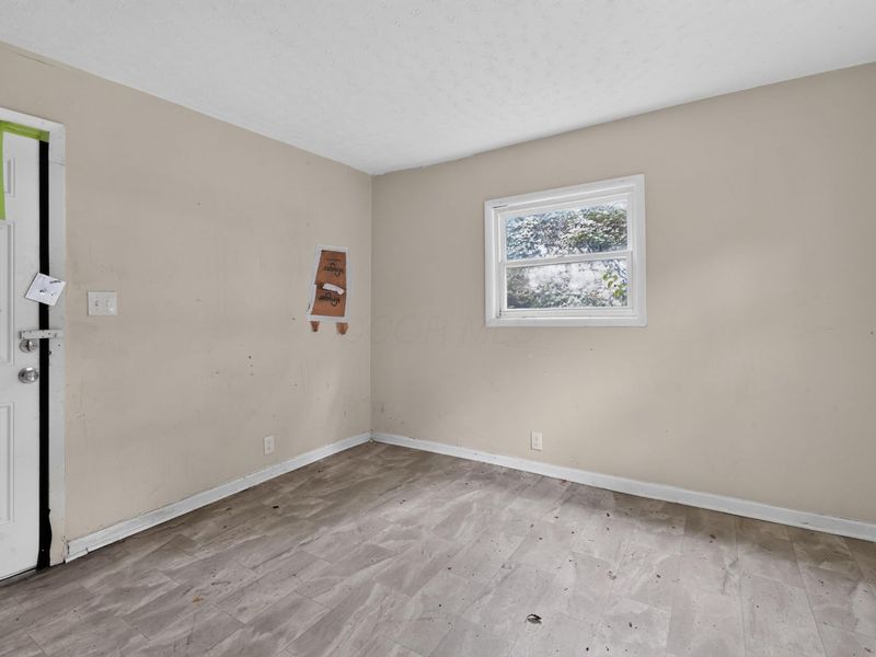1927 Gault Street , Columbus, OH 43205 Photo 7