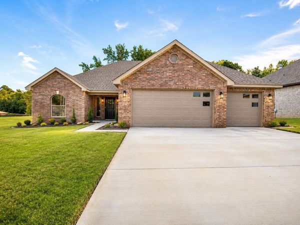 2736 E Maryland Ave Avenue , Sherwood, AR 72120