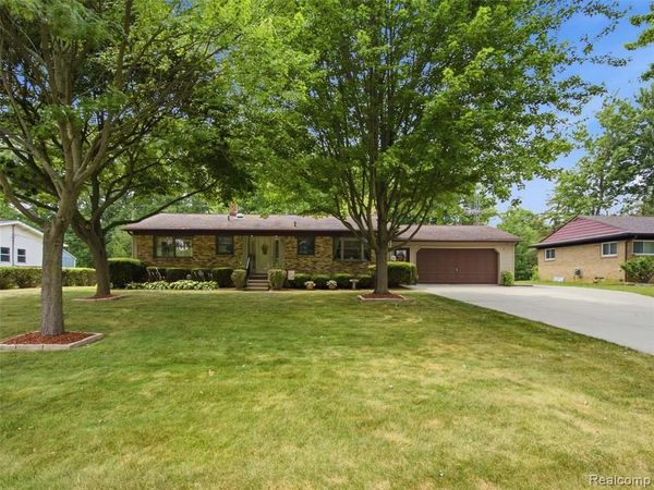 4074 Jennie Lane , Swartz Creek, MI 48473