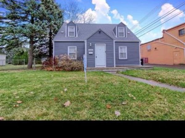 11610 Cardwell Street, Livonia, MI 48150