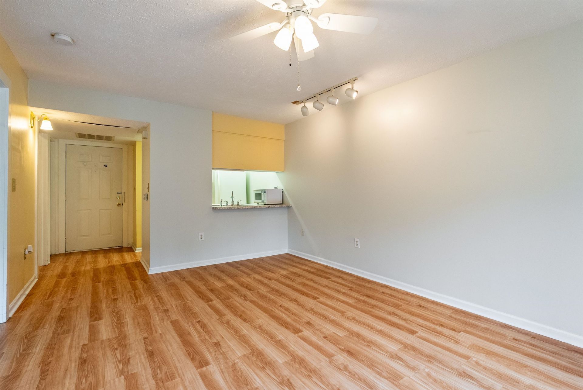 4713 Cobblestone Dr. Photo 14
