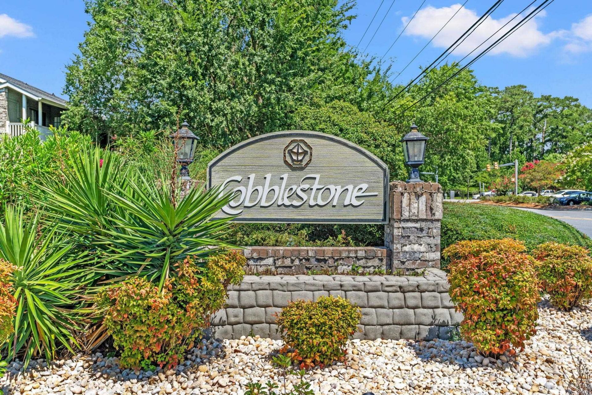 4713 Cobblestone Dr. Photo 30