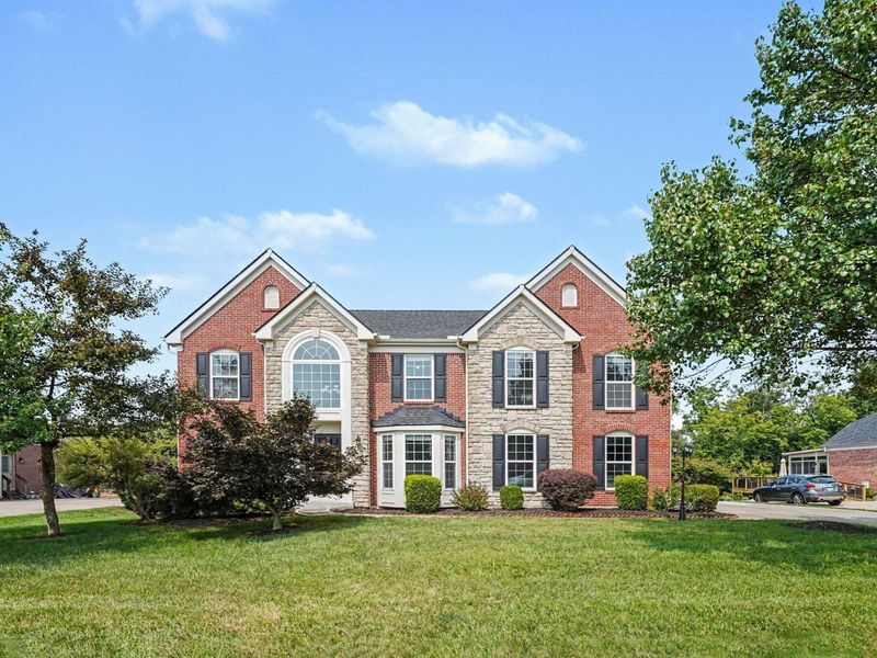 2324 Summerwoods Drive, Hebron, KY 41048 Photo 1