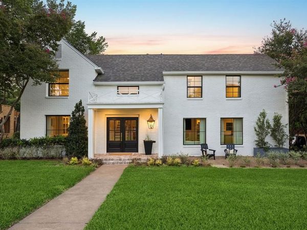 6839 Gaston Avenue , Dallas, TX 75214