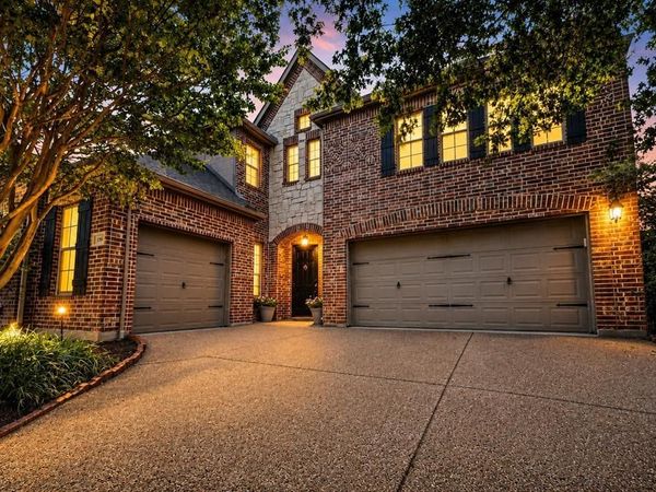 180 Crown Colony Drive, Prosper, TX 75078