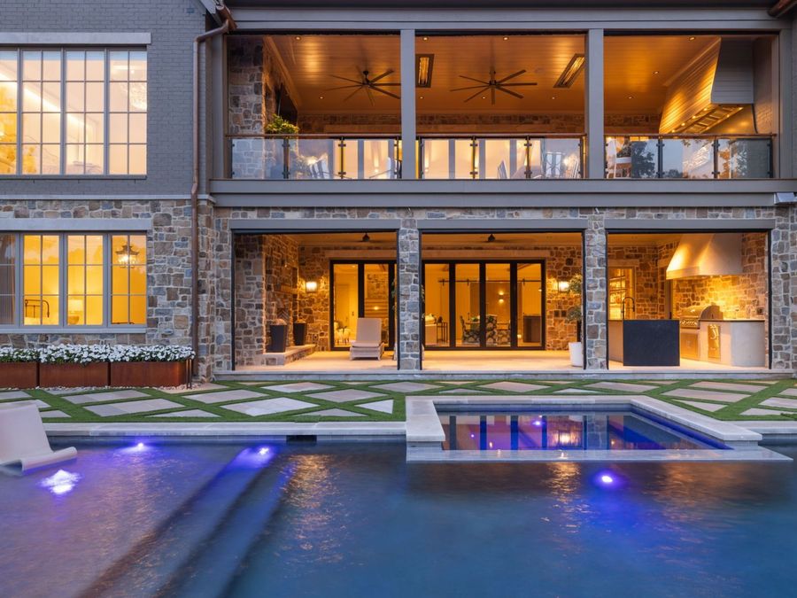 Property Image 100