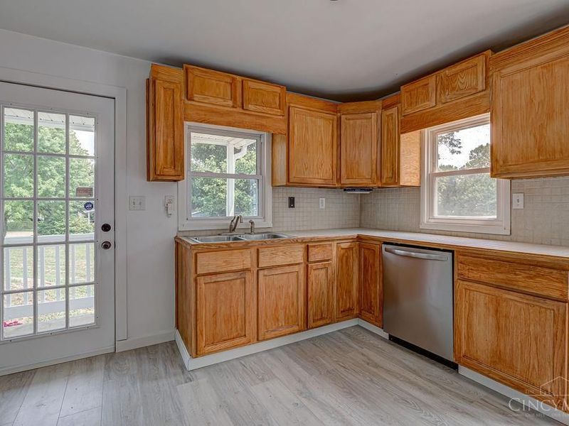 8131 Thomas Road, Madison Twp, OH 45042 Photo 9