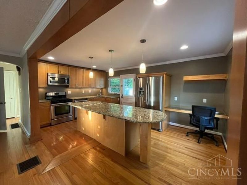 6825 Esther Lane, Madeira, OH 45243 Photo 5