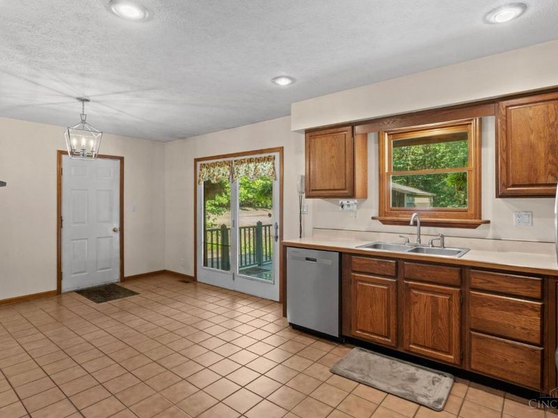 7191 Brook Drive, Salem Twp, OH 45152 Photo 11