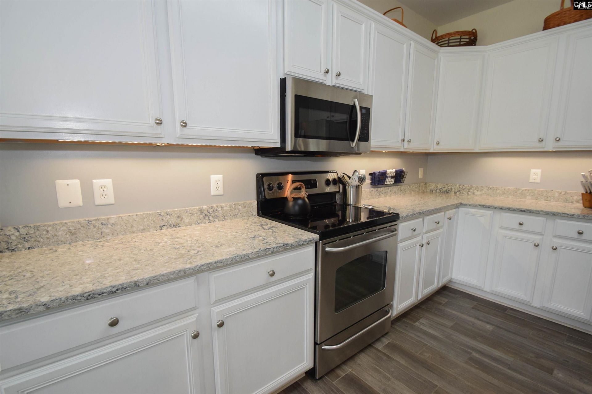 1513 Lost Creek Drive  Photo 32