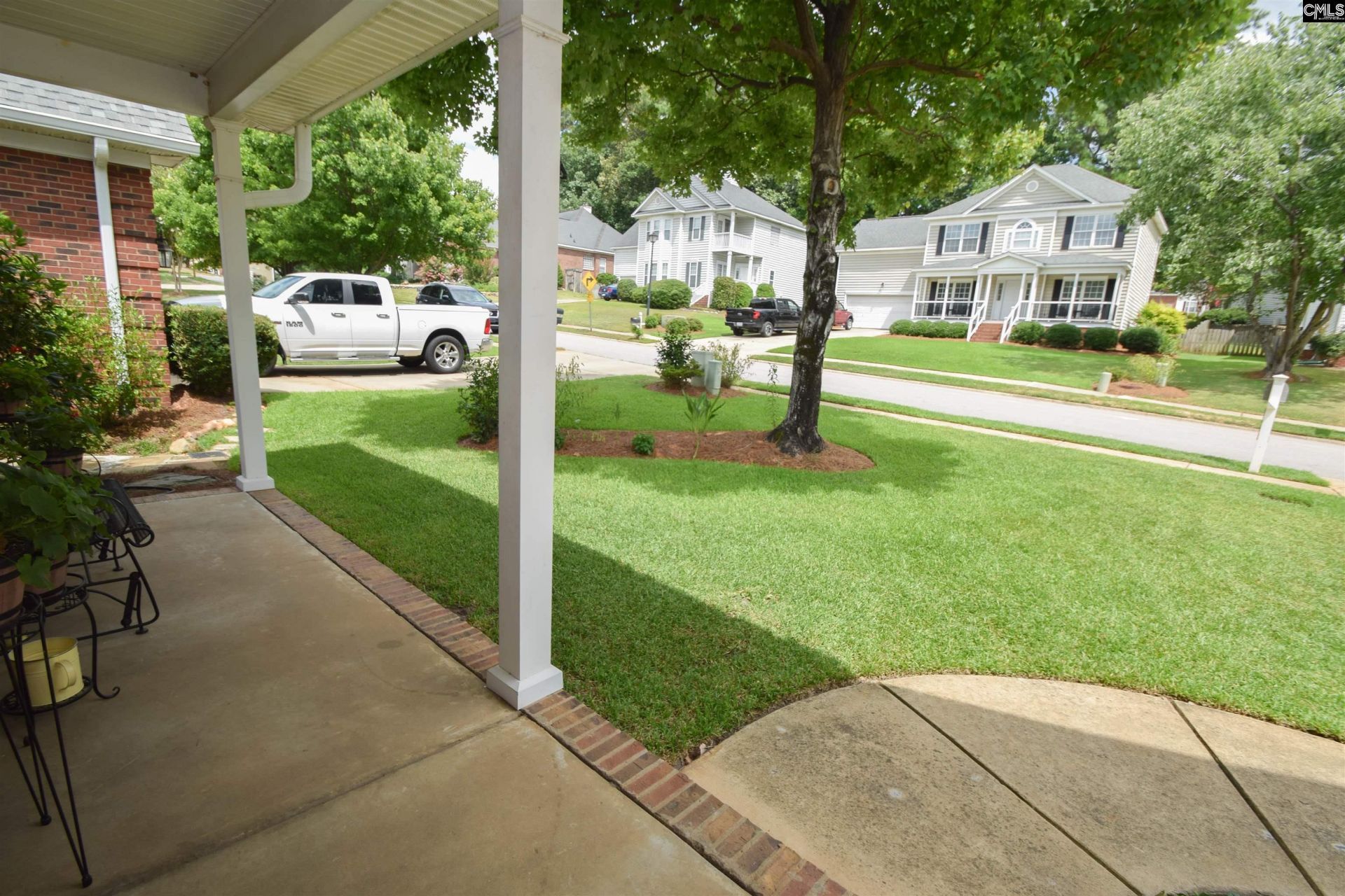 1513 Lost Creek Drive  Photo 4