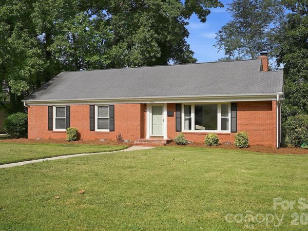 4712 Fairheath Road, Charlotte, NC 28210
