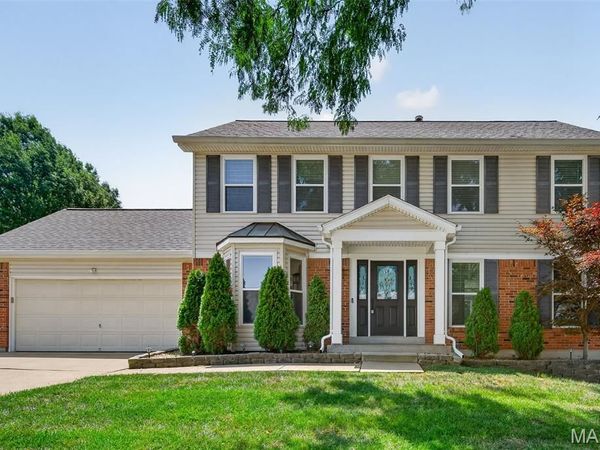 1525 Atlantic Crossing Drive, Fenton, MO 63026