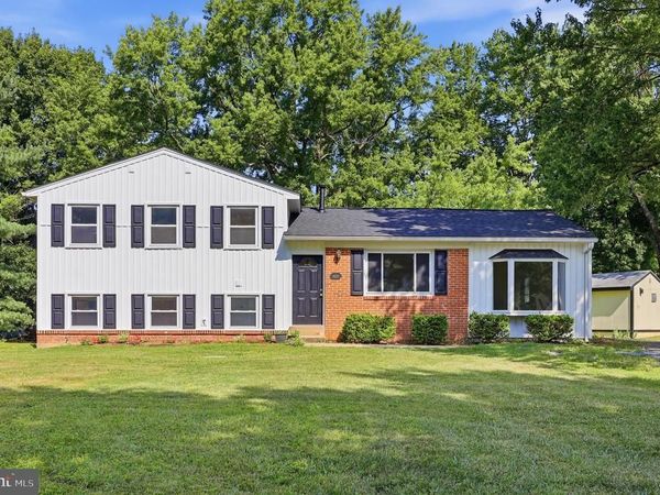8215 VIRGINIA LANE , FREDERICK, MD 21704
