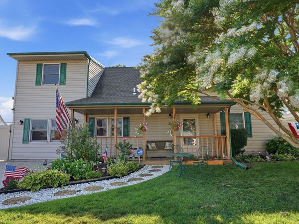 31 NARCISSUS LANE, LEVITTOWN, PA 19054