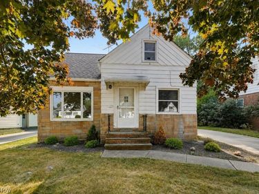 1405 Washington Boulevard, Mayfield Heights, OH 44124