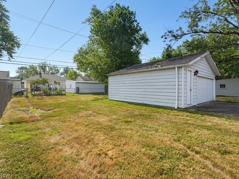 1405 Washington Boulevard, Mayfield Heights, OH 44124 Photo 5