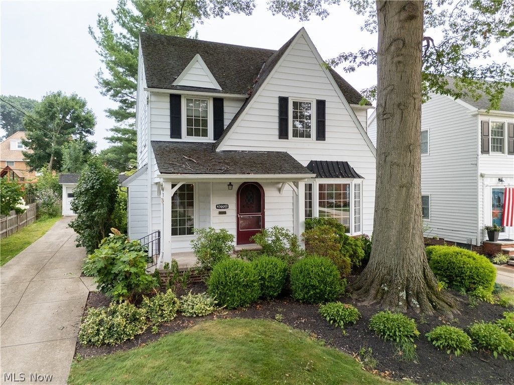 20701 Beachwood Drive, Rocky River, OH 44116 Main Photo