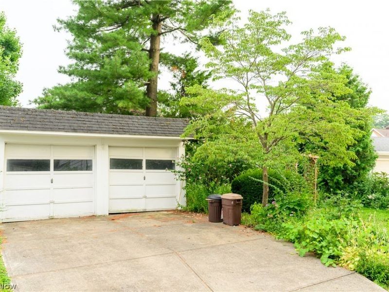 20701 Beachwood Drive, Rocky River, OH 44116 Photo 24
