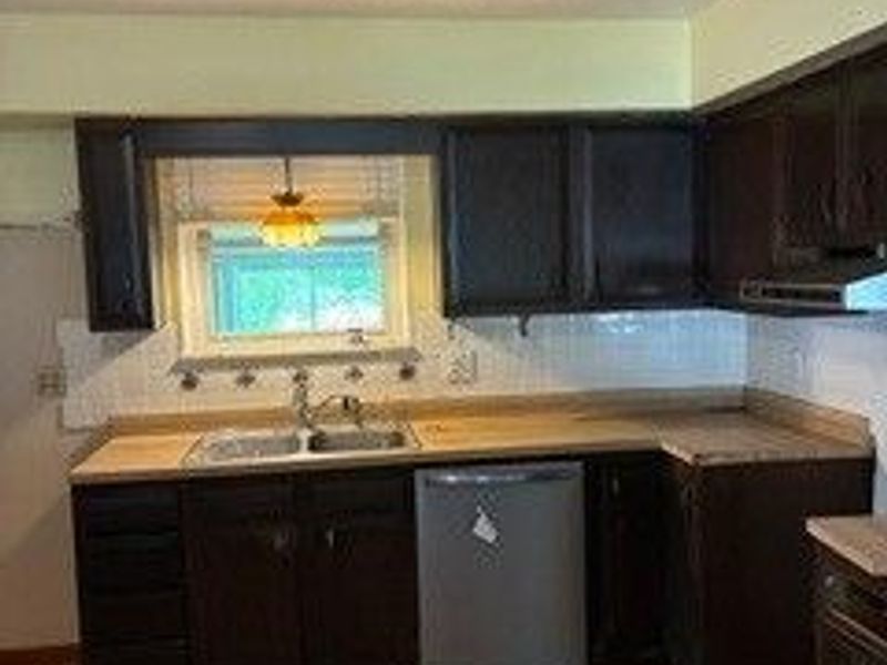 203 W Parkway Drive, Madison, OH 44057 Photo 3