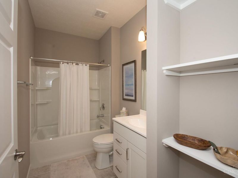 1686 Glade Valley Drive, Washington Township, OH 45458 Photo 29
