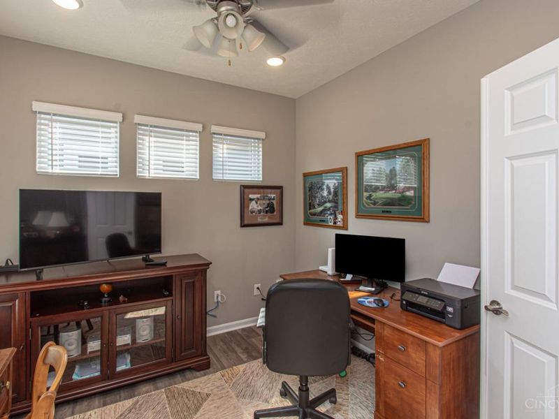 1686 Glade Valley Drive, Washington Township, OH 45458 Photo 6