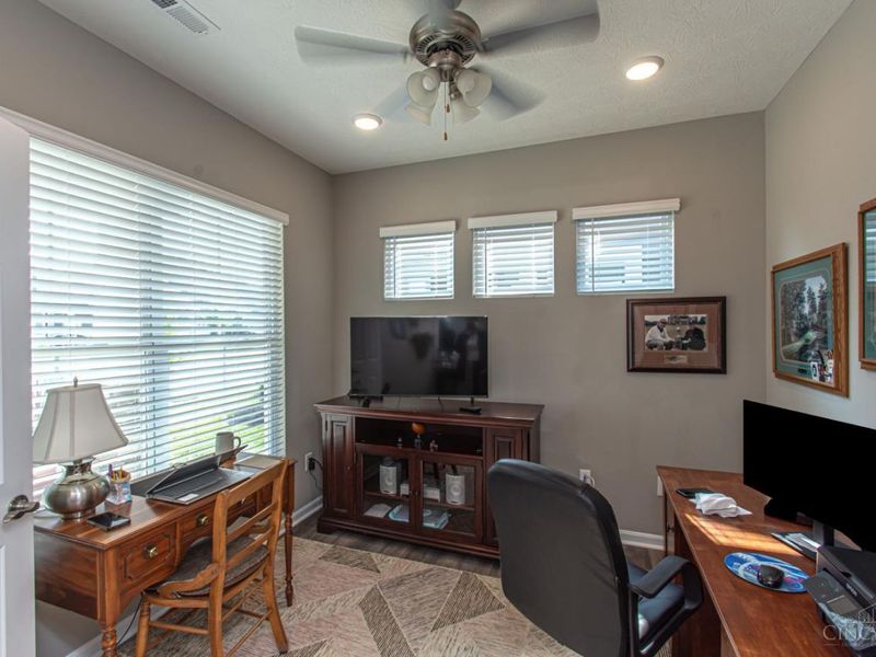 1686 Glade Valley Drive, Washington Township, OH 45458 Photo 7