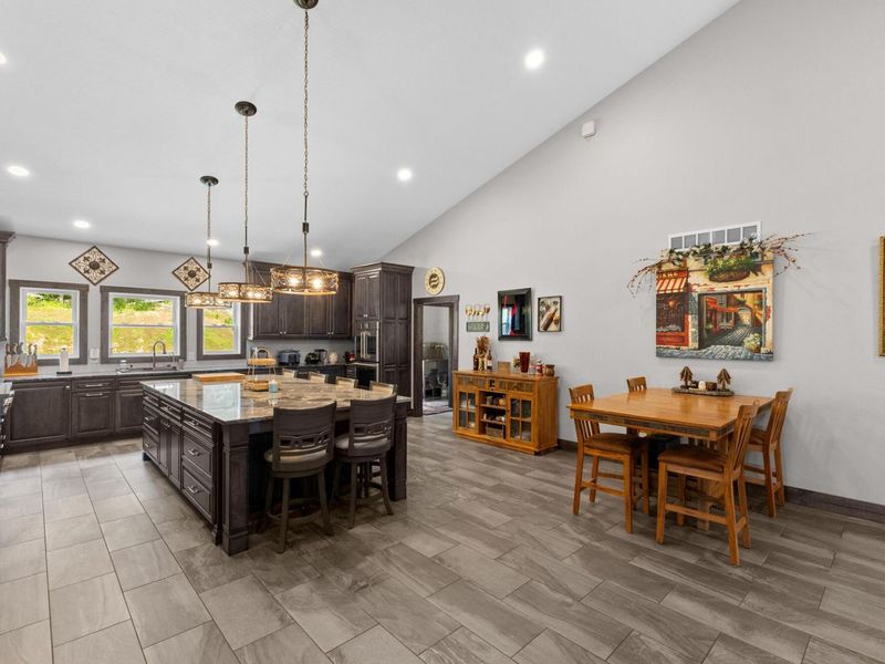 16265 Fredericktown Amity Road, Fredericktown, OH 43019 Photo 12