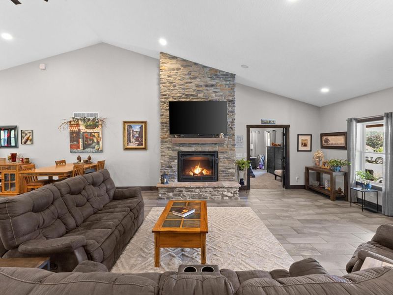 16265 Fredericktown Amity Road, Fredericktown, OH 43019 Photo 8