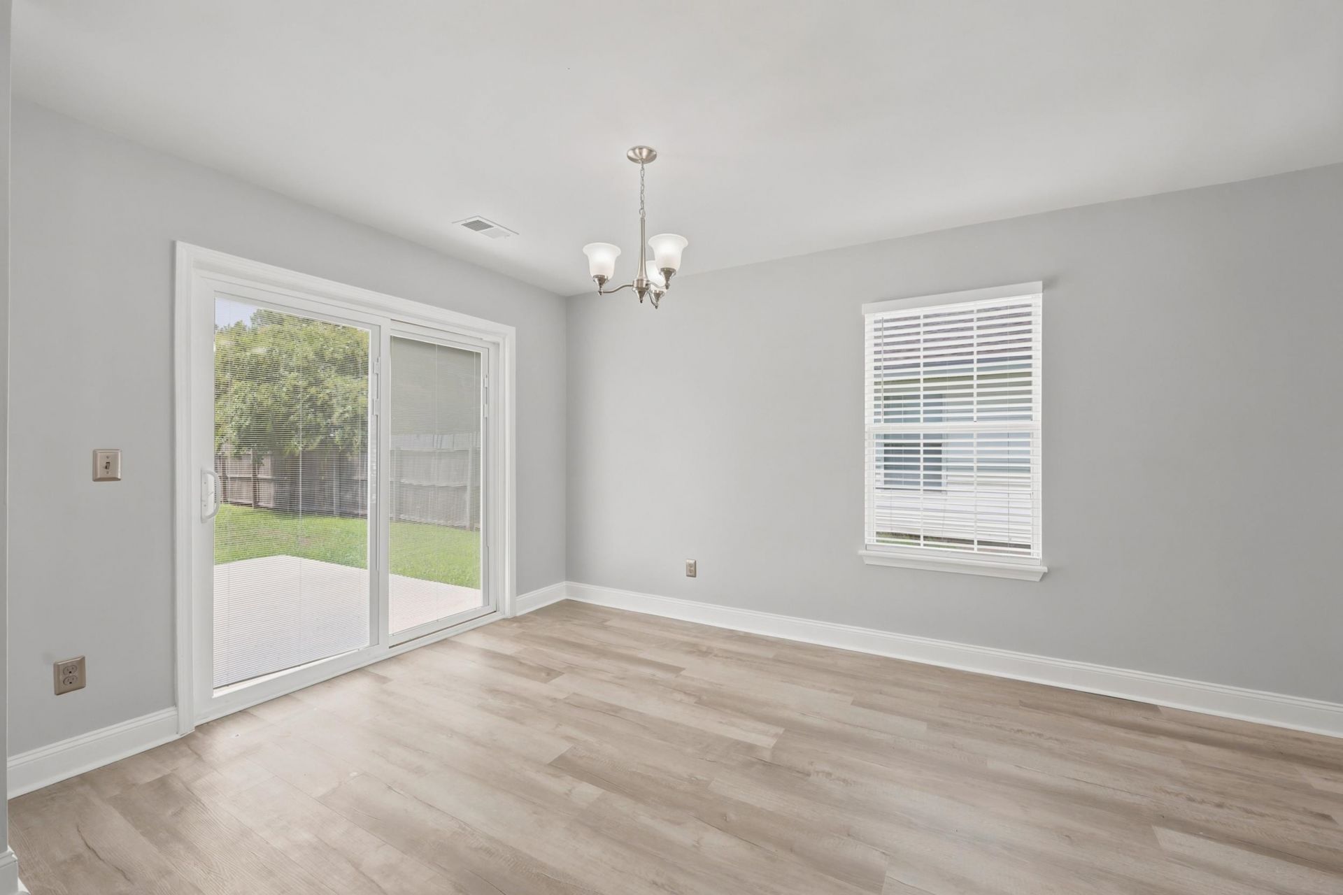 4773 Southgate Pkwy. Photo 26
