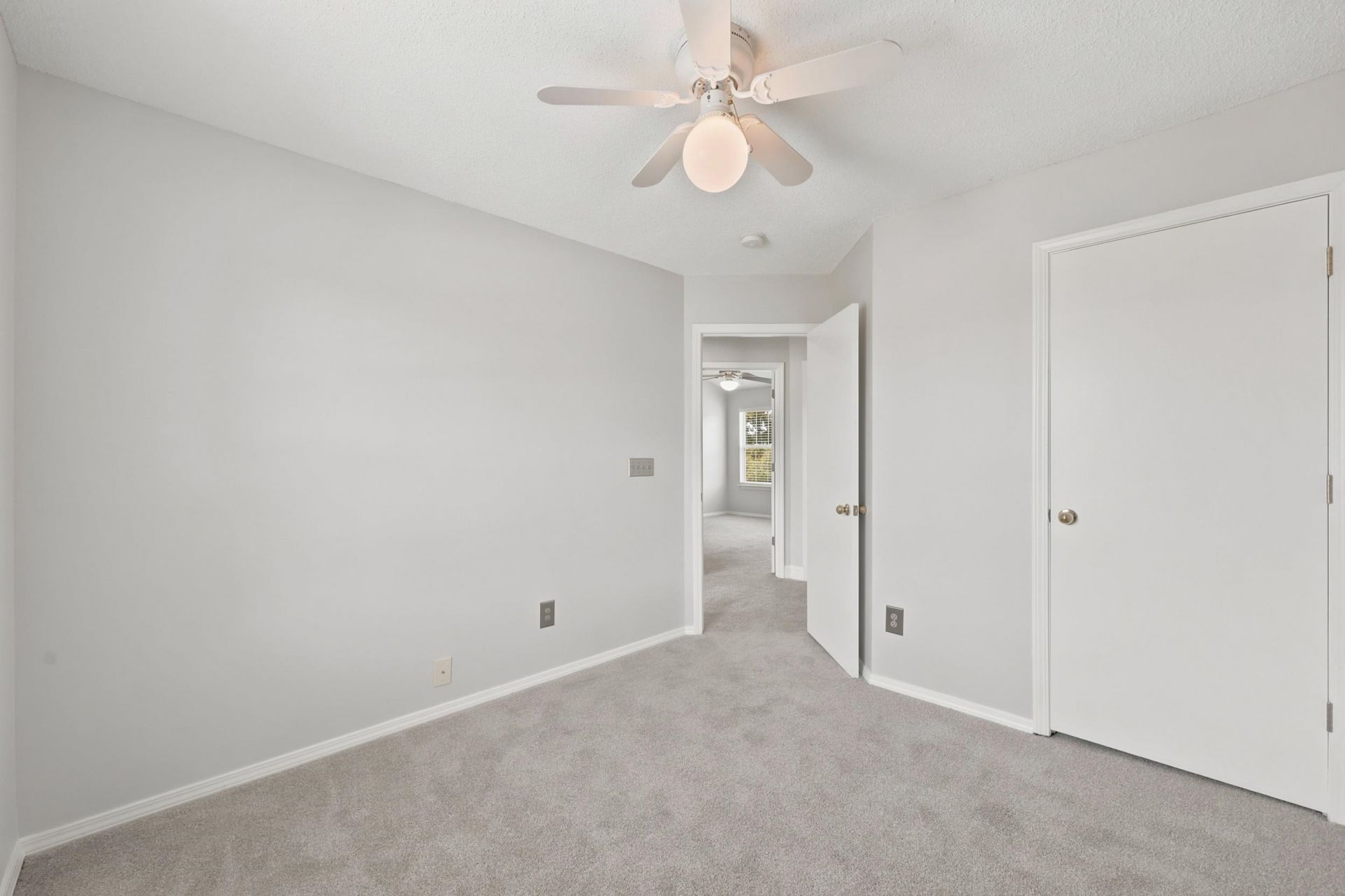 4773 Southgate Pkwy. Photo 36
