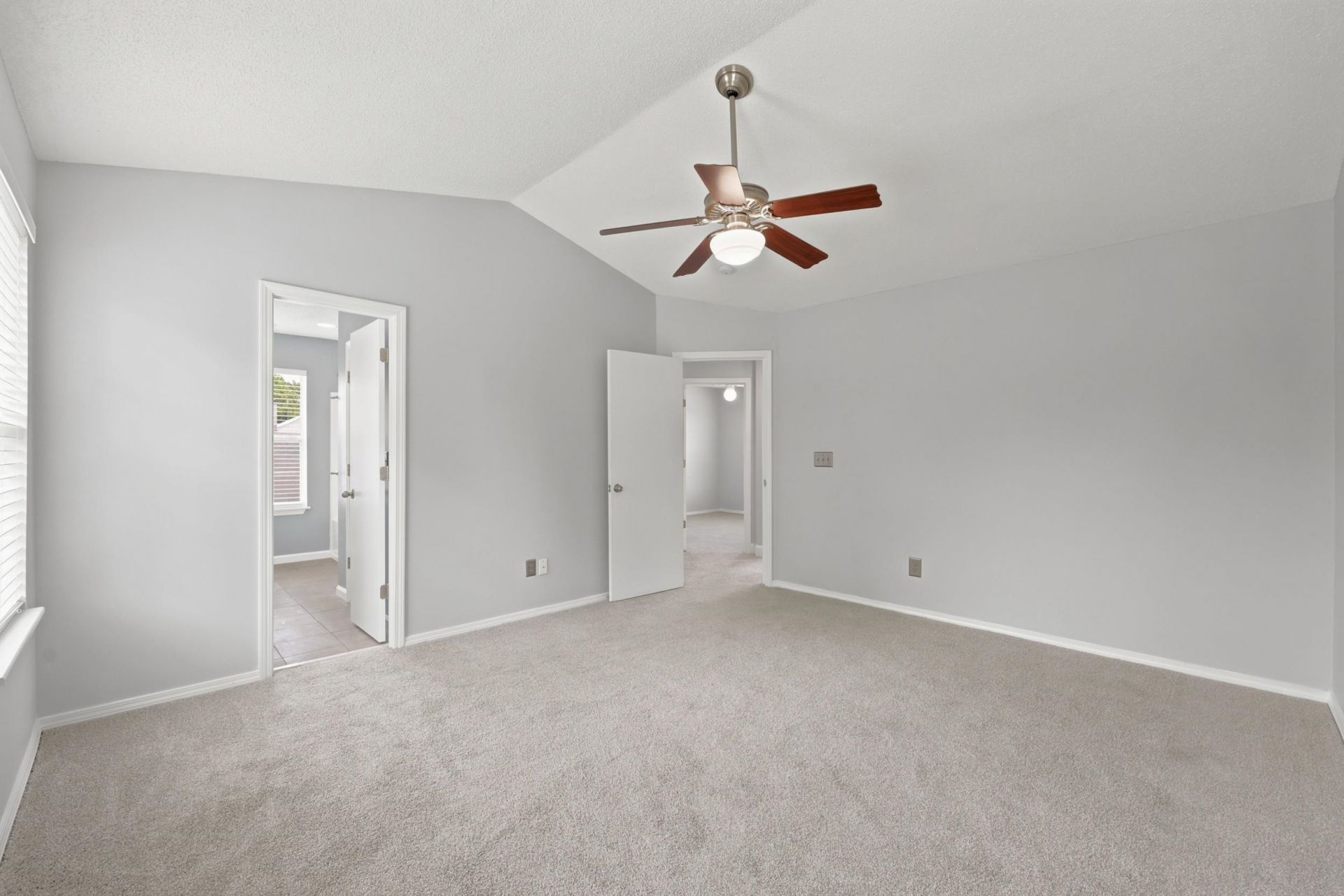 4773 Southgate Pkwy. Photo 38