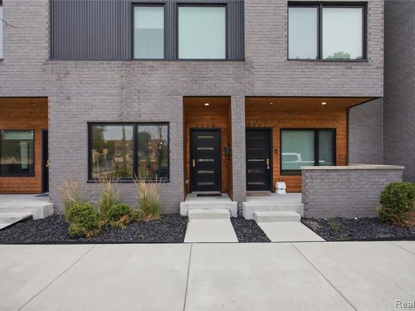 3305 Cochrane St, Detroit, MI 48208