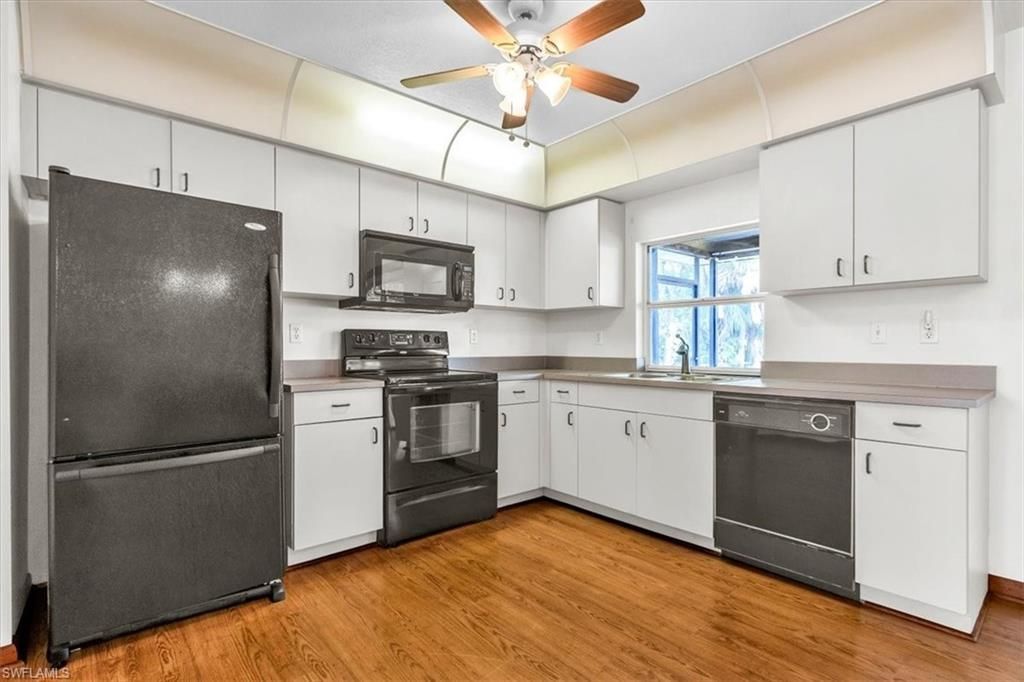1481 13th St Sw, Naples, FL 34117 Photo