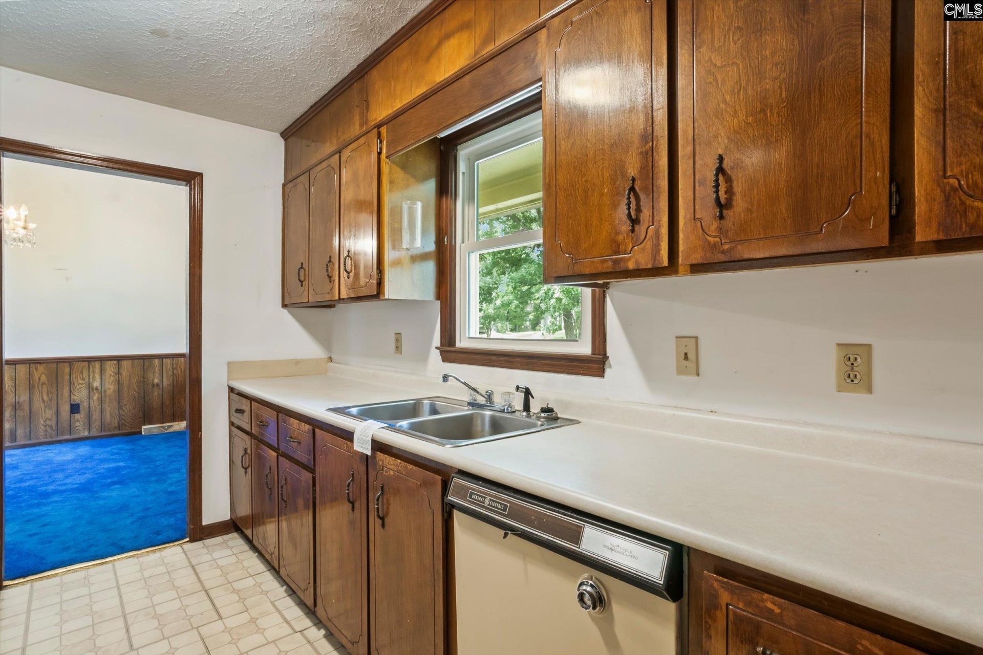 614 Cardinal Drive  Photo 16