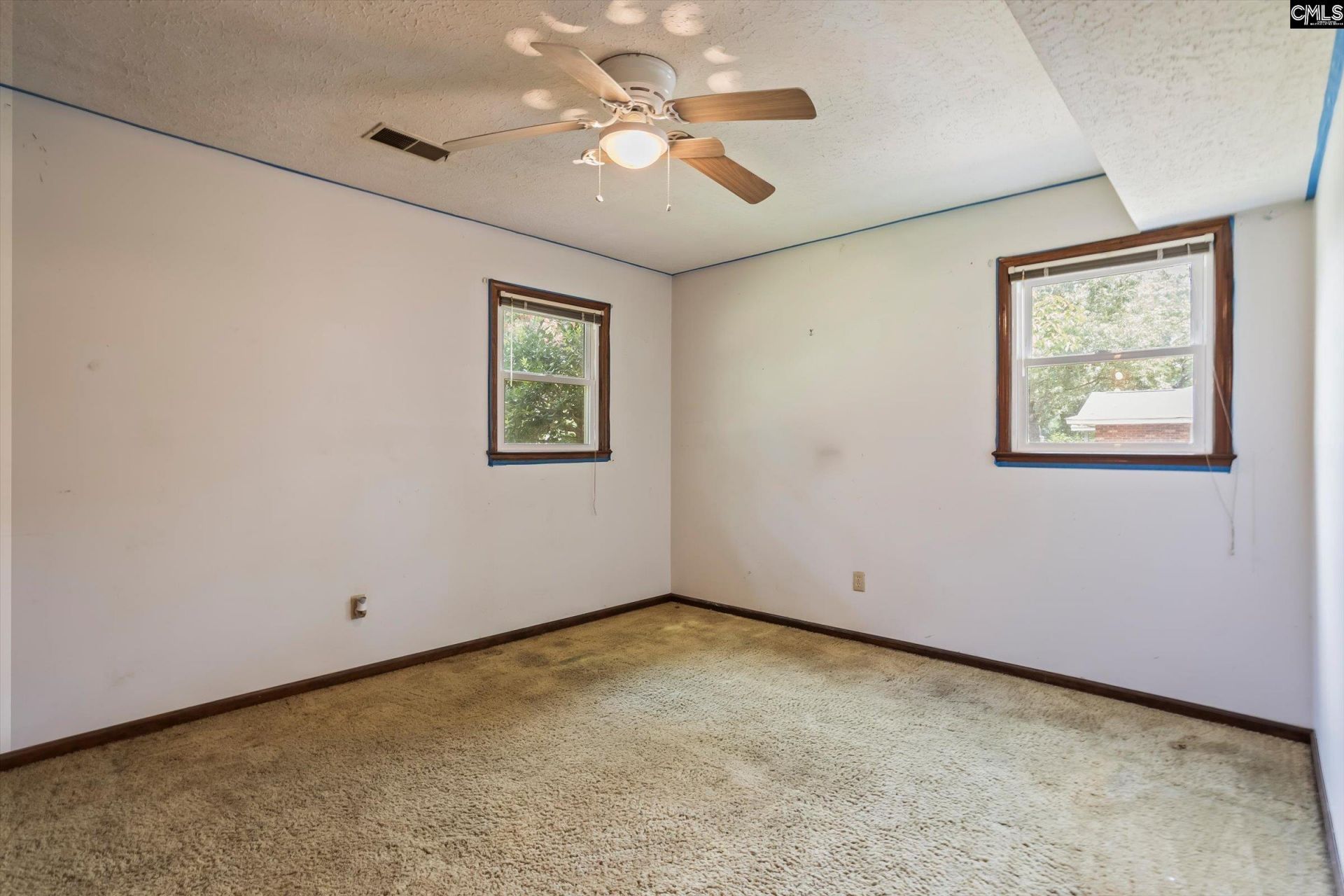 614 Cardinal Drive  Photo 32