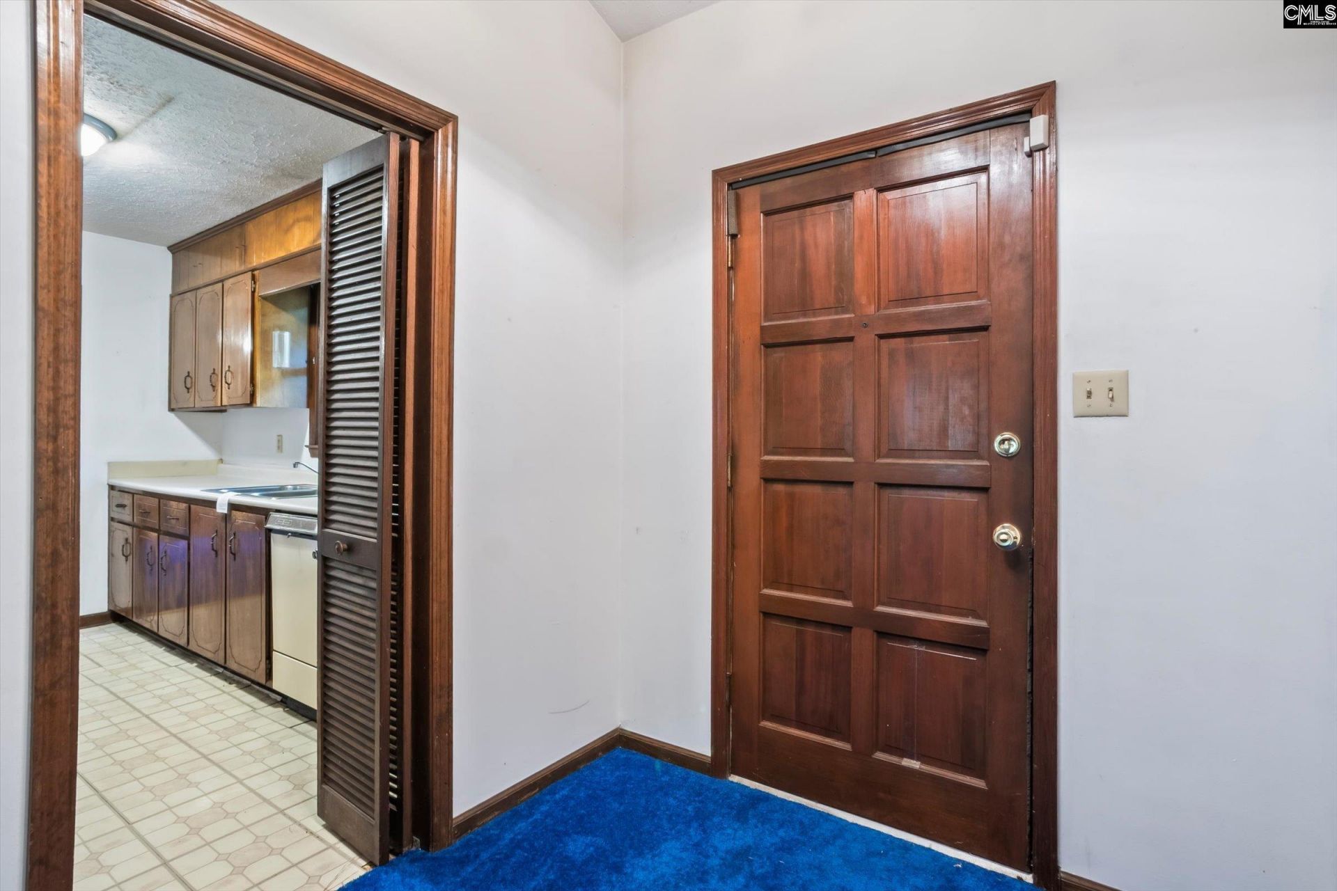 614 Cardinal Drive  Photo 6