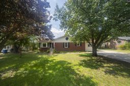 3123 Sierra Drive  photo 4