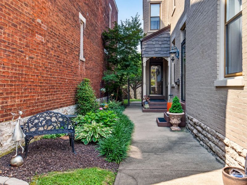 838 Monroe Street, Newport, KY 41071 Photo 5