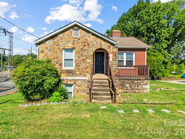 1821 Remount Road , Charlotte, NC 28208