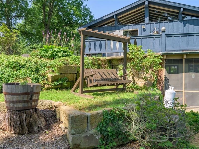 2072 Hartville Road, Mogadore, OH 44260 Photo 29