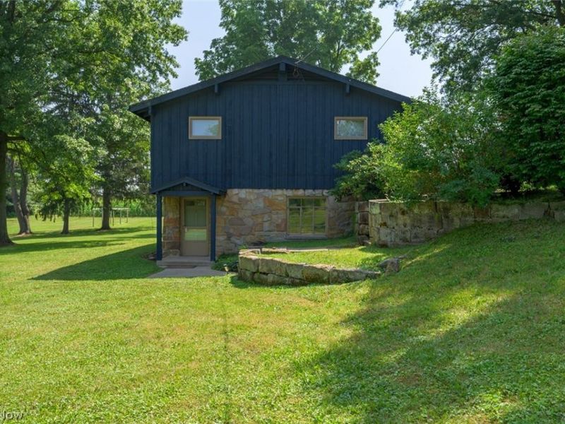 2072 Hartville Road, Mogadore, OH 44260 Photo 32