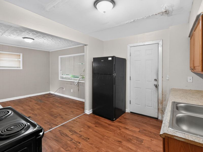 306 Belvidere Avenue, Columbus, OH 43223 Photo 8