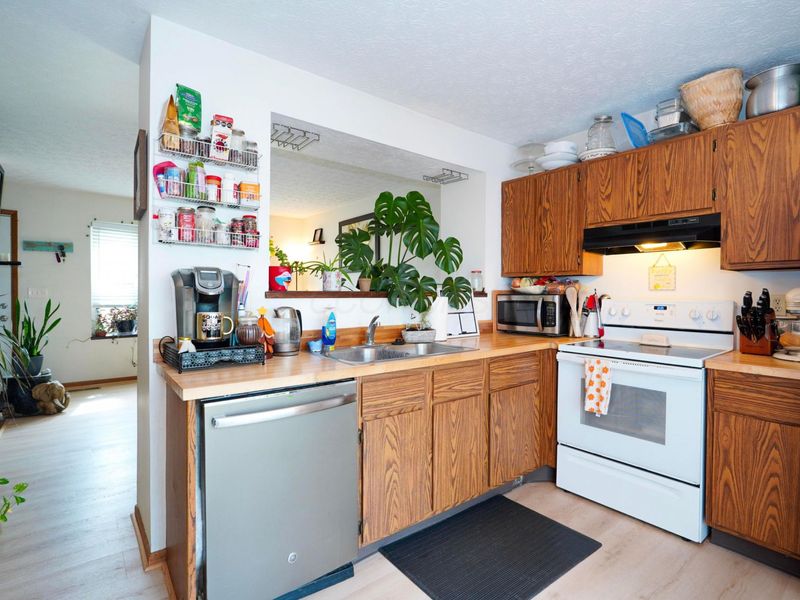 876 Annagladys Drive, Unit E3, Worthington, OH 43085 Photo 10