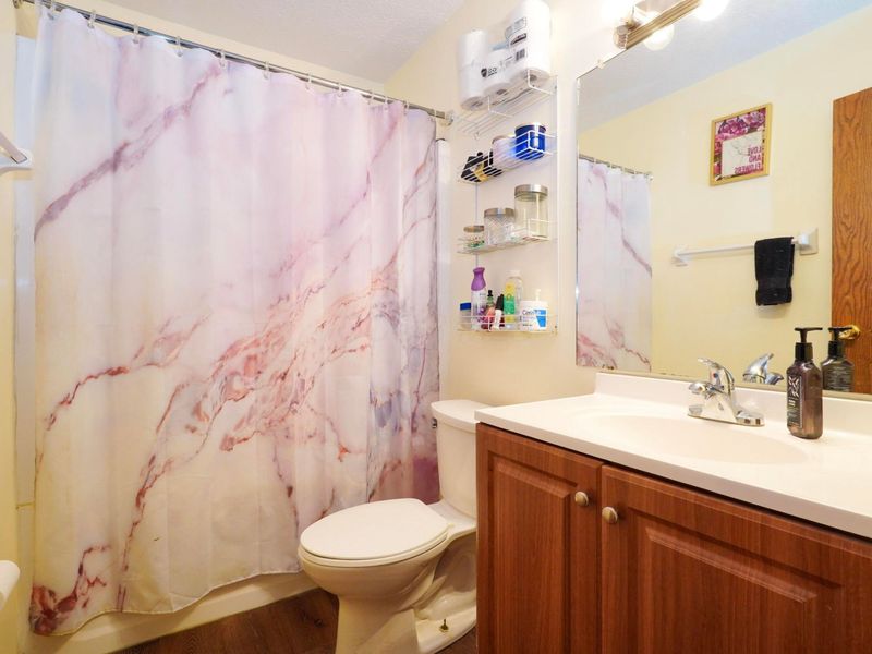 876 Annagladys Drive, Unit E3, Worthington, OH 43085 Photo 24