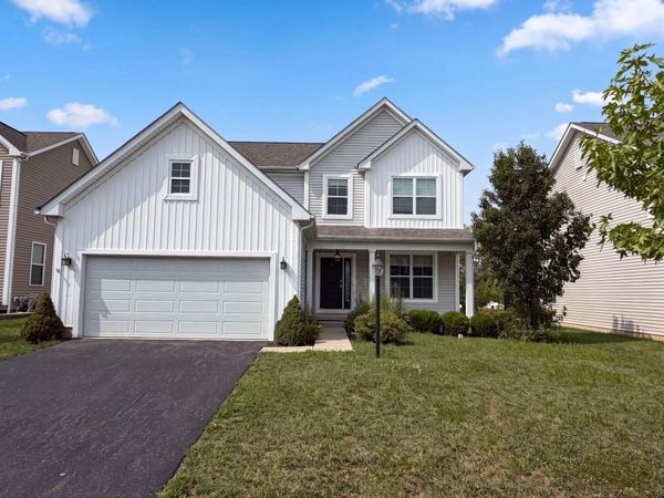 3212 Yellow Finch Way , Columbus, OH 43231