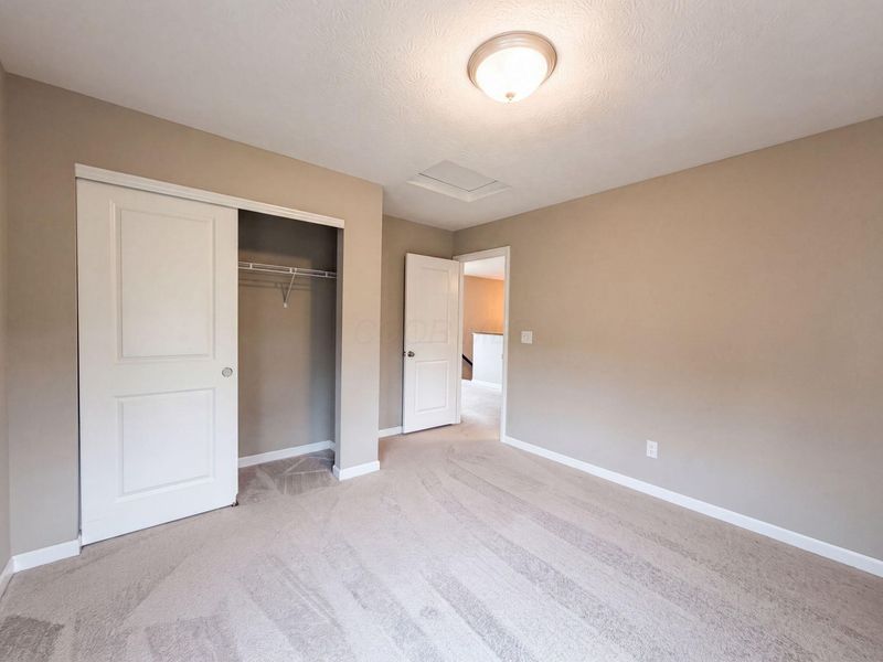 3212 Yellow Finch Way , Columbus, OH 43231 Photo 25