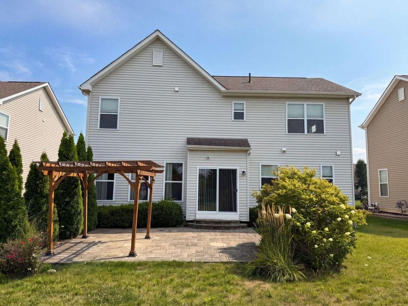 3212 Yellow Finch Way , Columbus, OH 43231 Photo 5