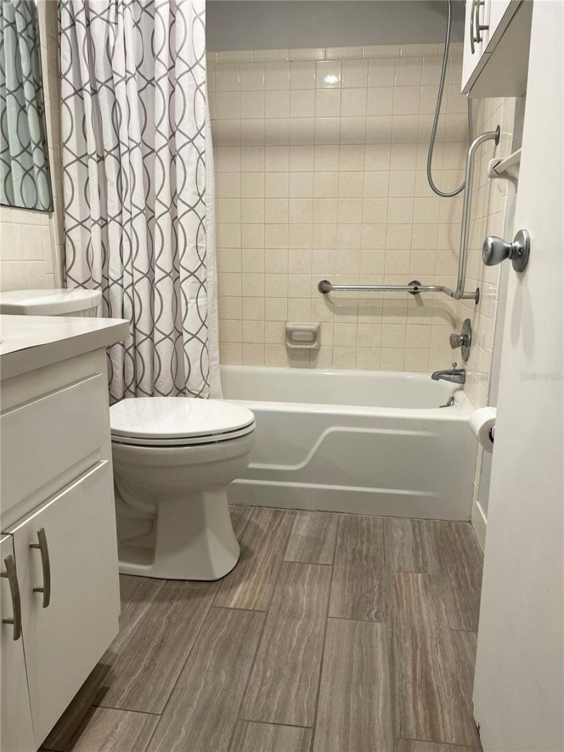 5880 38th Avenue N, Unit 206, Saint Petersburg, FL 33710 Photo